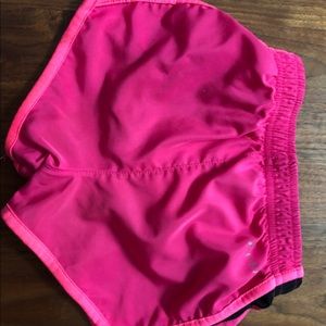 2T Nike dri fit shorts